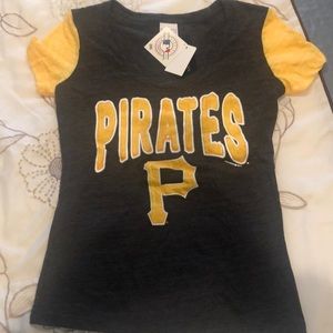 MLB Pirates Tee